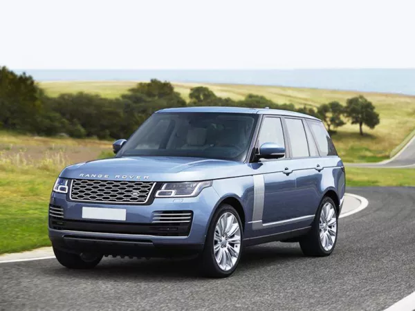 Dịch vụ thay Kính chắn gió xe Range Rover tận nơi